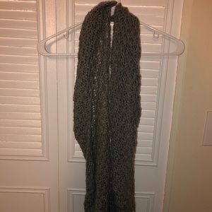 Grey scarf